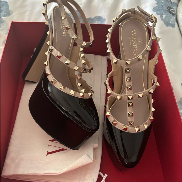 BRAND NEW AUTH VALENTINO PLATFORMS - Picture 3 of 3
